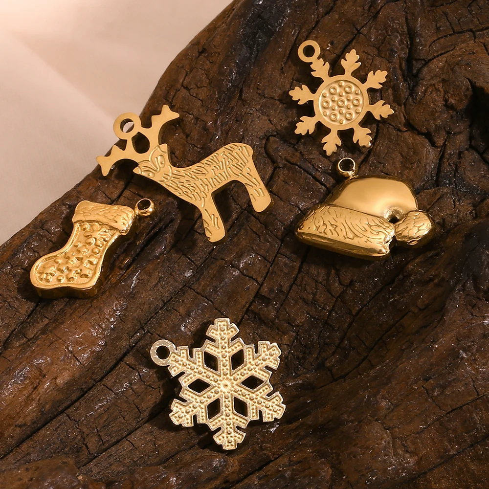 E.B.belle Christmas Jewelry Gift DIY Accessories 18K Gold Plated Stainless Steel Deer Snowflake Hat Sock Charms