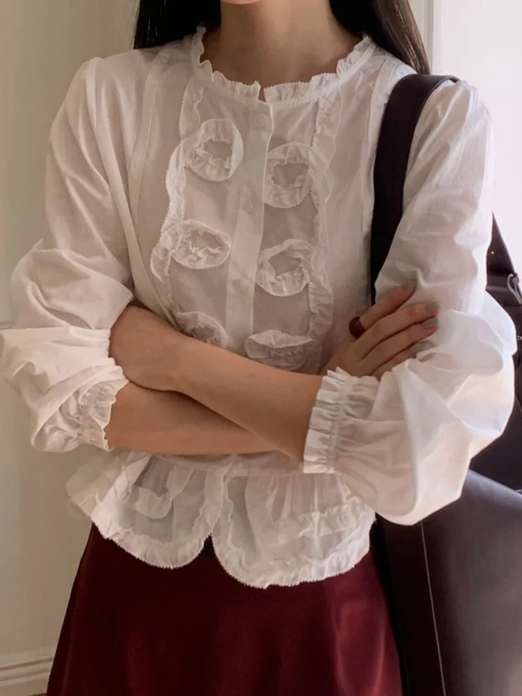 

Chic White ort Spring irt Women's round Ne Lace Trim Korean Sle Faionable Top Gentle Soft Sle Circle Pattern