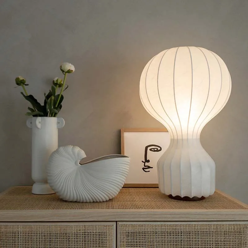 

Nordic Creative Simple Bedhead Desk Lamp Living Room Study Fabric Silk Hot Air Balloon Decorative Atmosphere Desk Lamp