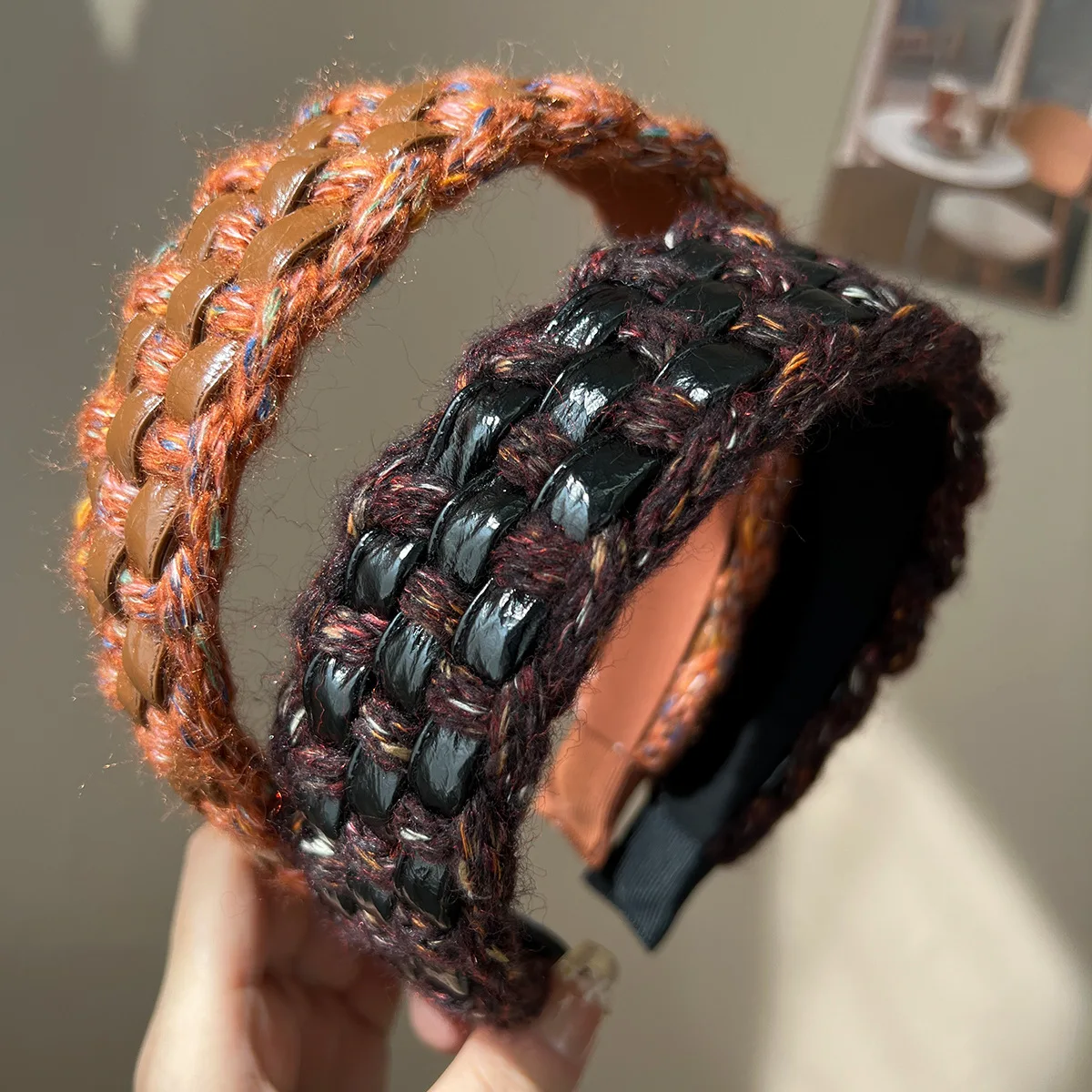 

Autumn Winter Knitted Leather High Crown Headband Plaid Hair Clip Vintage Hair Accessories Versatile for Women Hair Bands