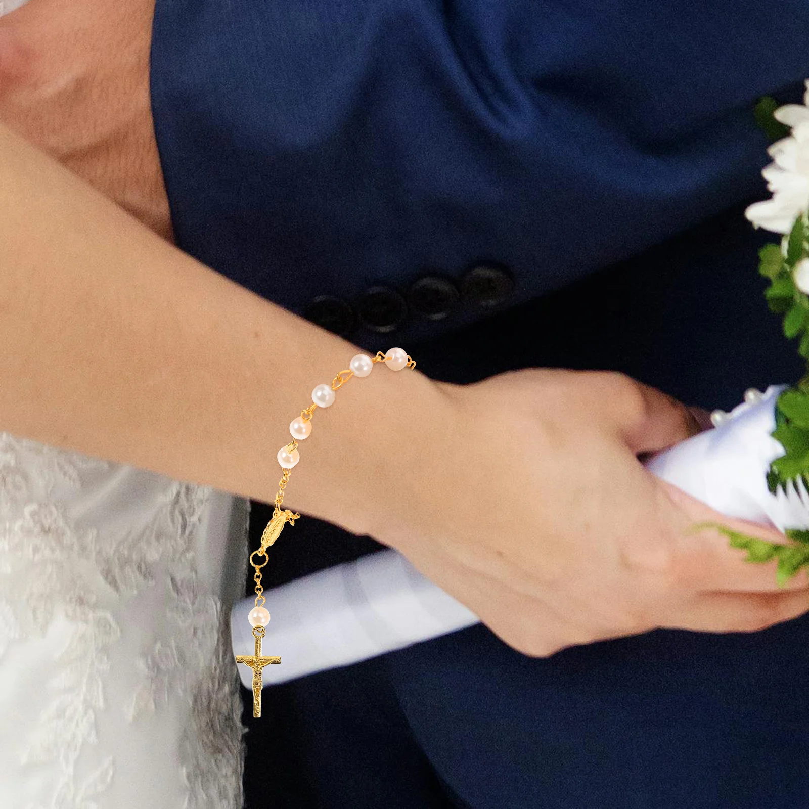 

12Sets Rosary Bracelet Pearl and Cross Style Devotional Wristband for Catholic Baptism Communion Wedding Party Religious