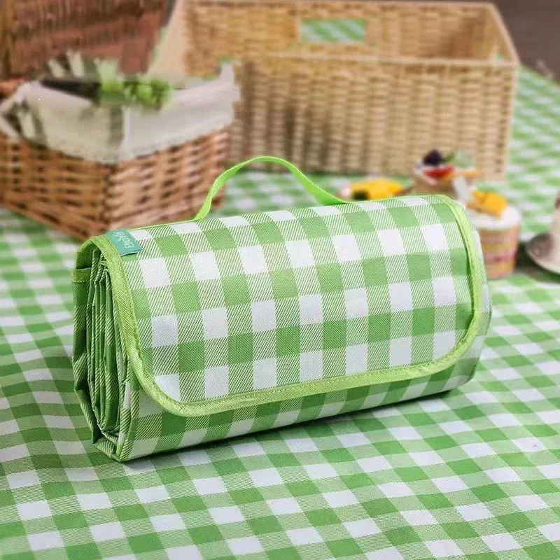 

1.5X2 m waterproof moisture-proof thickened beach mat Folding mattress portable portable picnic mat Large outdoor camping mat