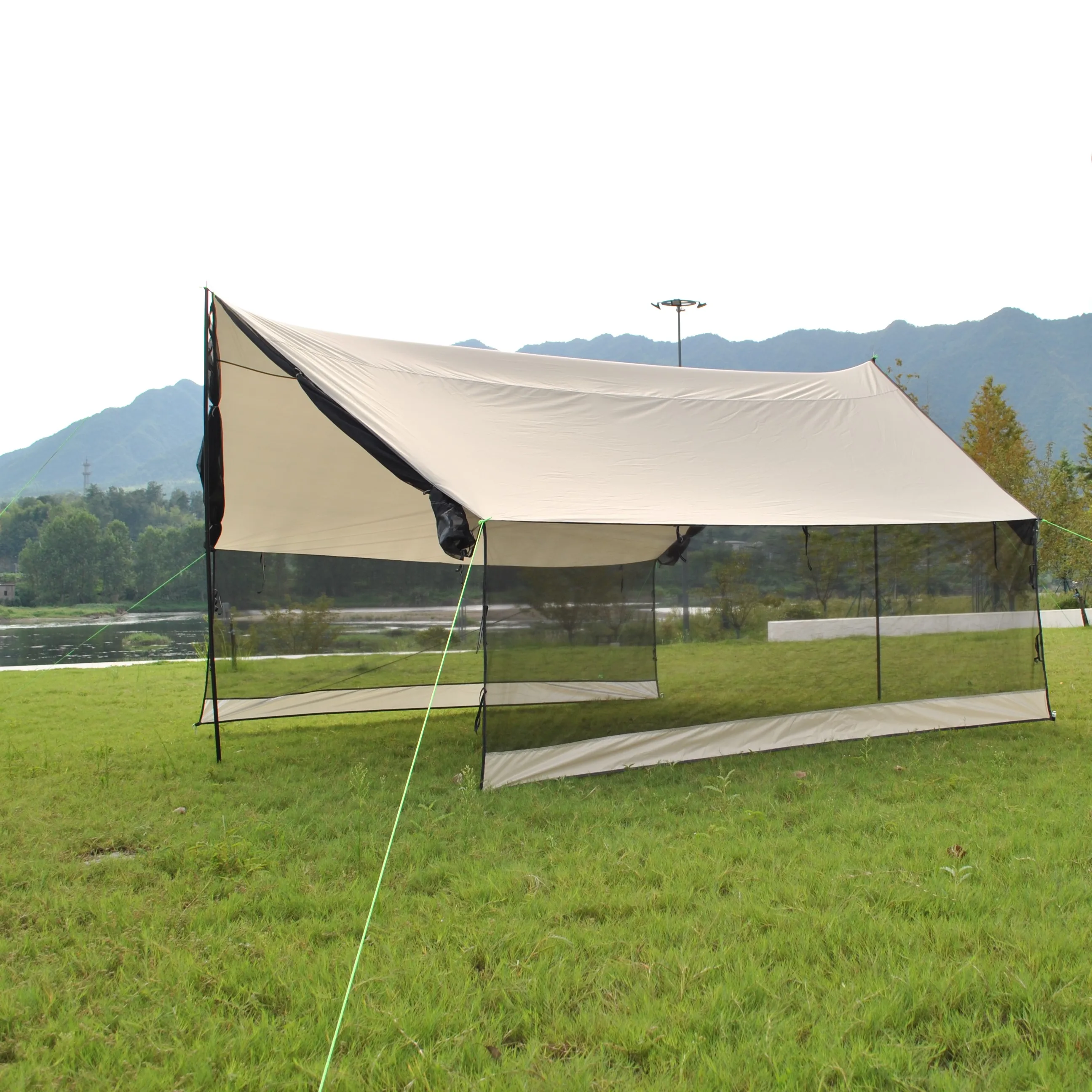 

Large Family Camping Tent – 400x300x210cm, 5-8 Person, Lightweight Insect Proof Tent for Beach Tent,Mesh Screen Canopy