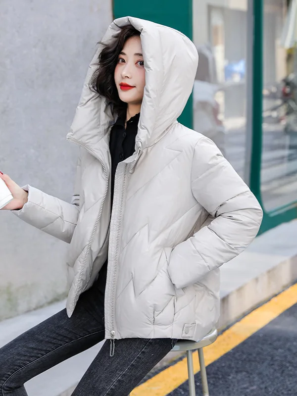 Women's Short Winter Cotton Jacket Warm New Loose Hooded Thick Cotton Coat Trendy Quilted Cotton Padded Jacket Parkas Clothing