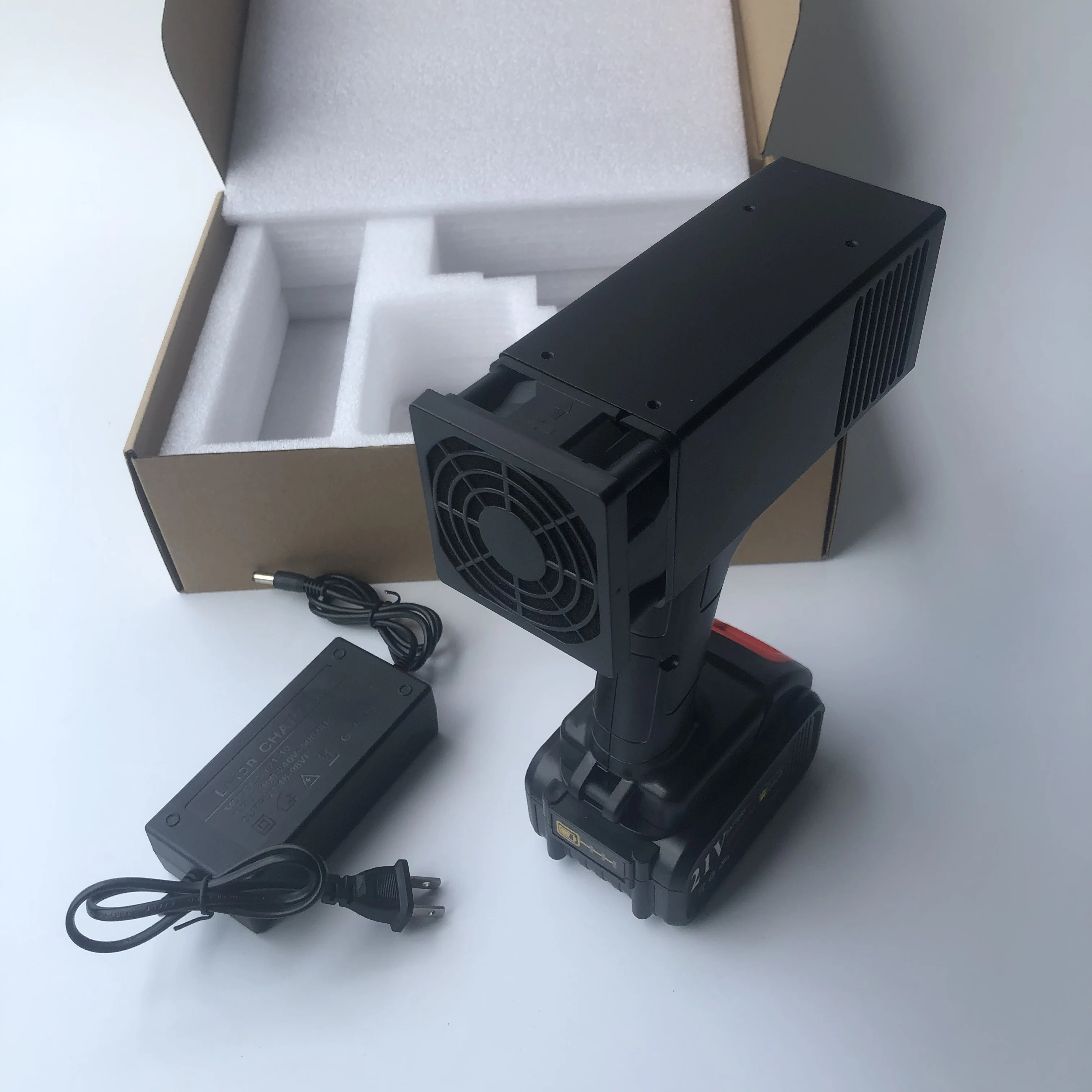 Portable Rechargeable UV Lamp Car Paint Flaw Detection Tool Wireless LED UV Curing Light for Automotive Sheet Metal