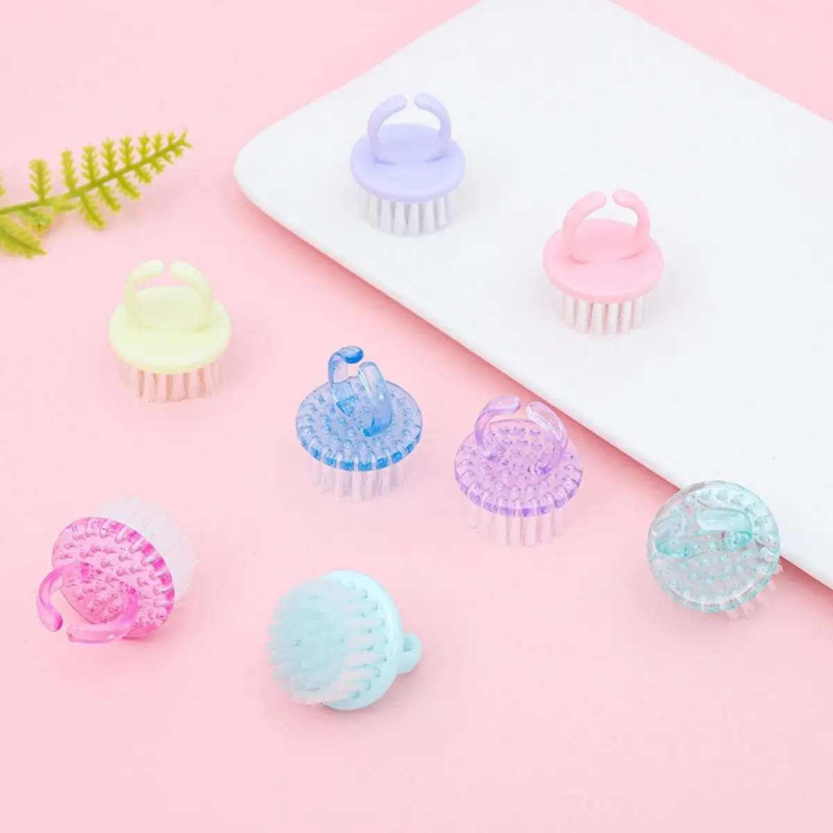 1/8/16Pcs Random Color Plastic Nail Brushes Nail Hand Scrubbing Cleaning Brush Dust Cleaner Nail Art Manicure Soft Remover Tools