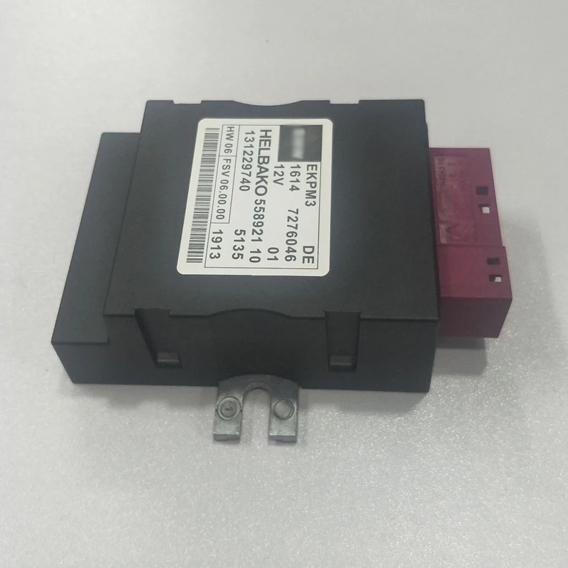 BM-W 1 3 5 Series E60 E61 E81 E87 E90 E91 E92 Control Unit For Fuel Pump 7276046