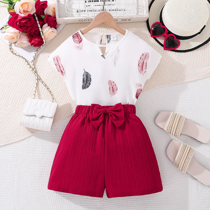 

2024 Summer Child Clothes Sets Sleeveless Print Feather Red Bow Shorts 2 Piece Sets Designer Girls Clothes Sets 8-12T