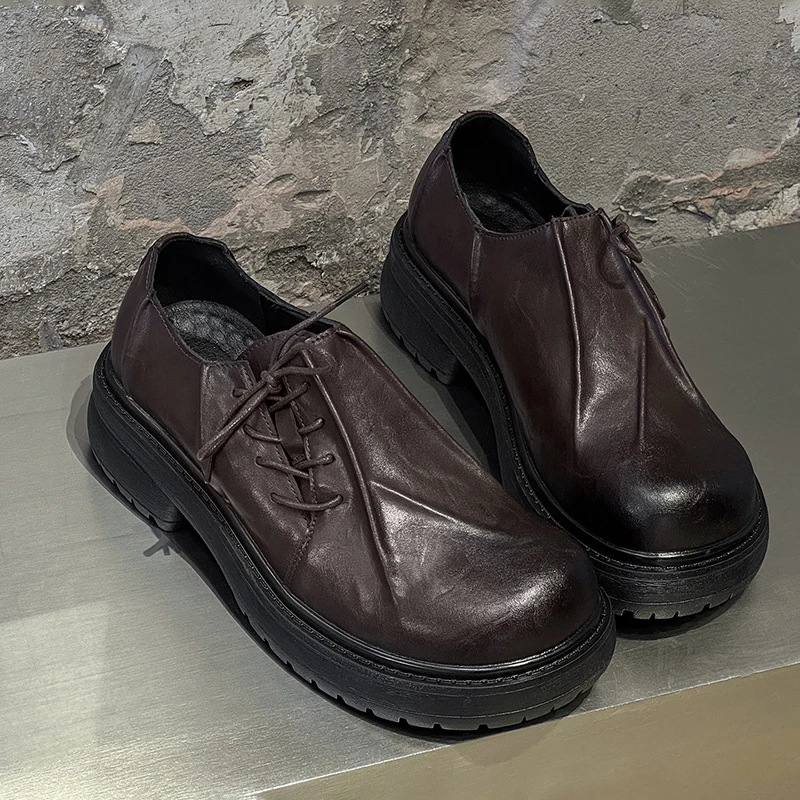 Personalized Fashionable Thick Soled Men Diagonal Lace Up Pleated Derby Shoes with Anti Slip Height Increase Unique Design