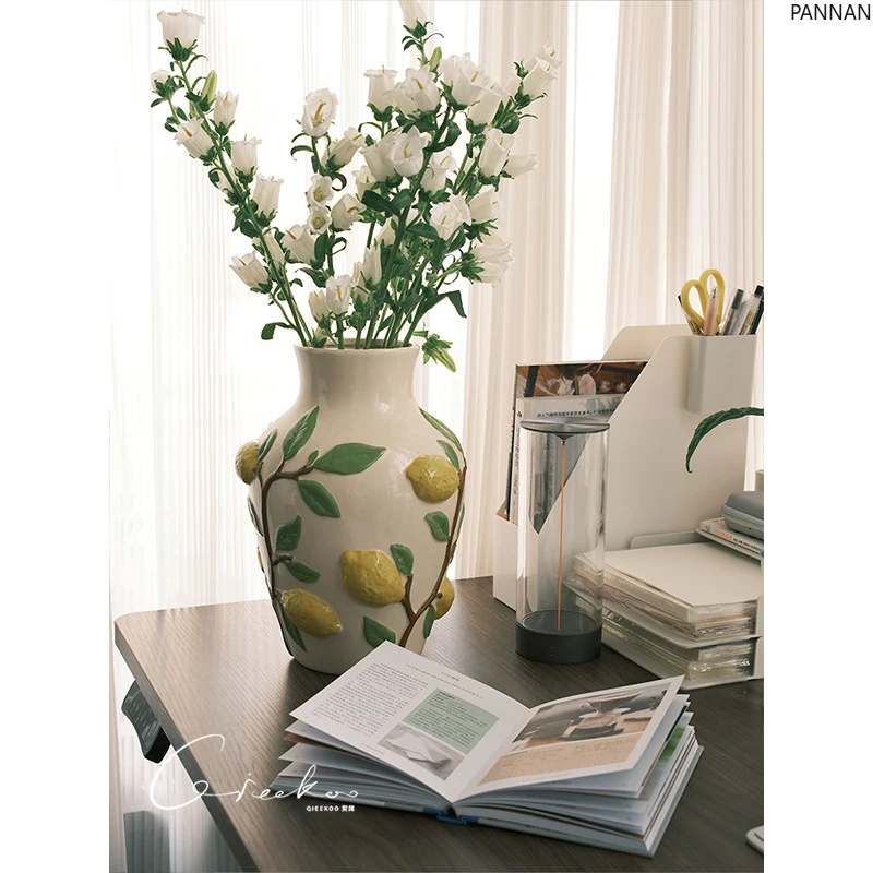 Entrance decorative ornament juicy sunshine French lemon relief white porcelain flower ware