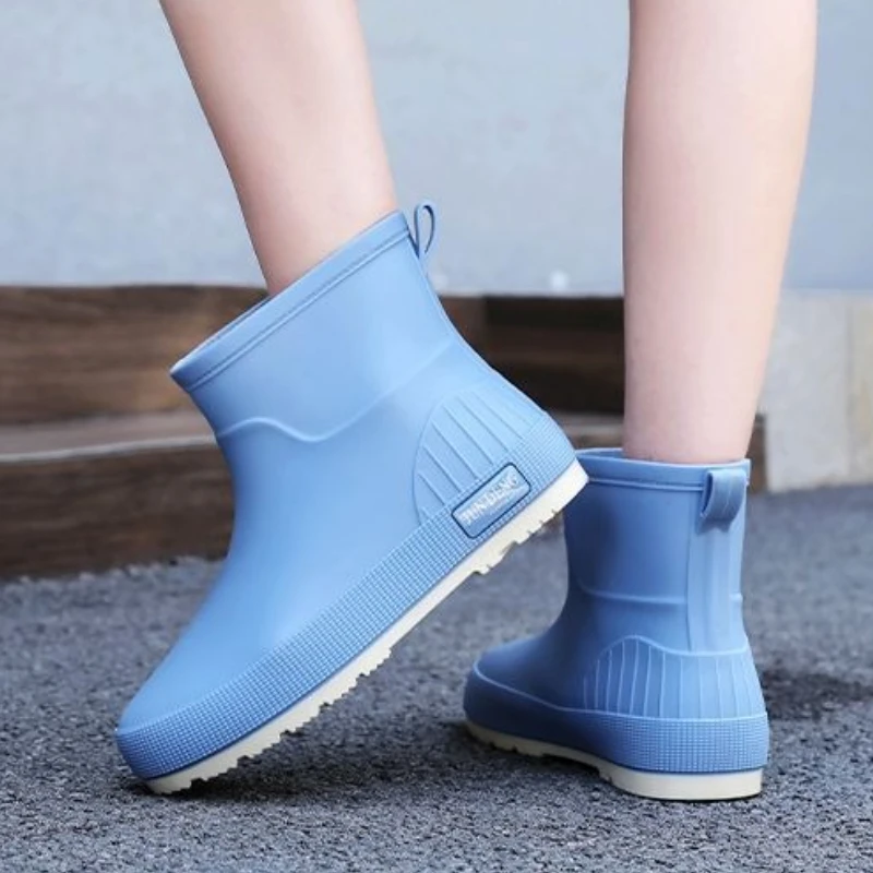 

New Women Short Low Cut Minimalist Rain Boots Stylish Versatile Warm Anti Slip Kitchen Waterproof Beach Photography Shoes