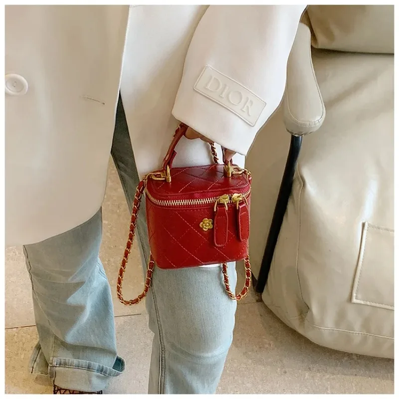 Mini Square Chains Handbag Thread Crossbody Bags Designer Box Bag with Short Handle Ladies High Quality Luxury Top-handle Bag