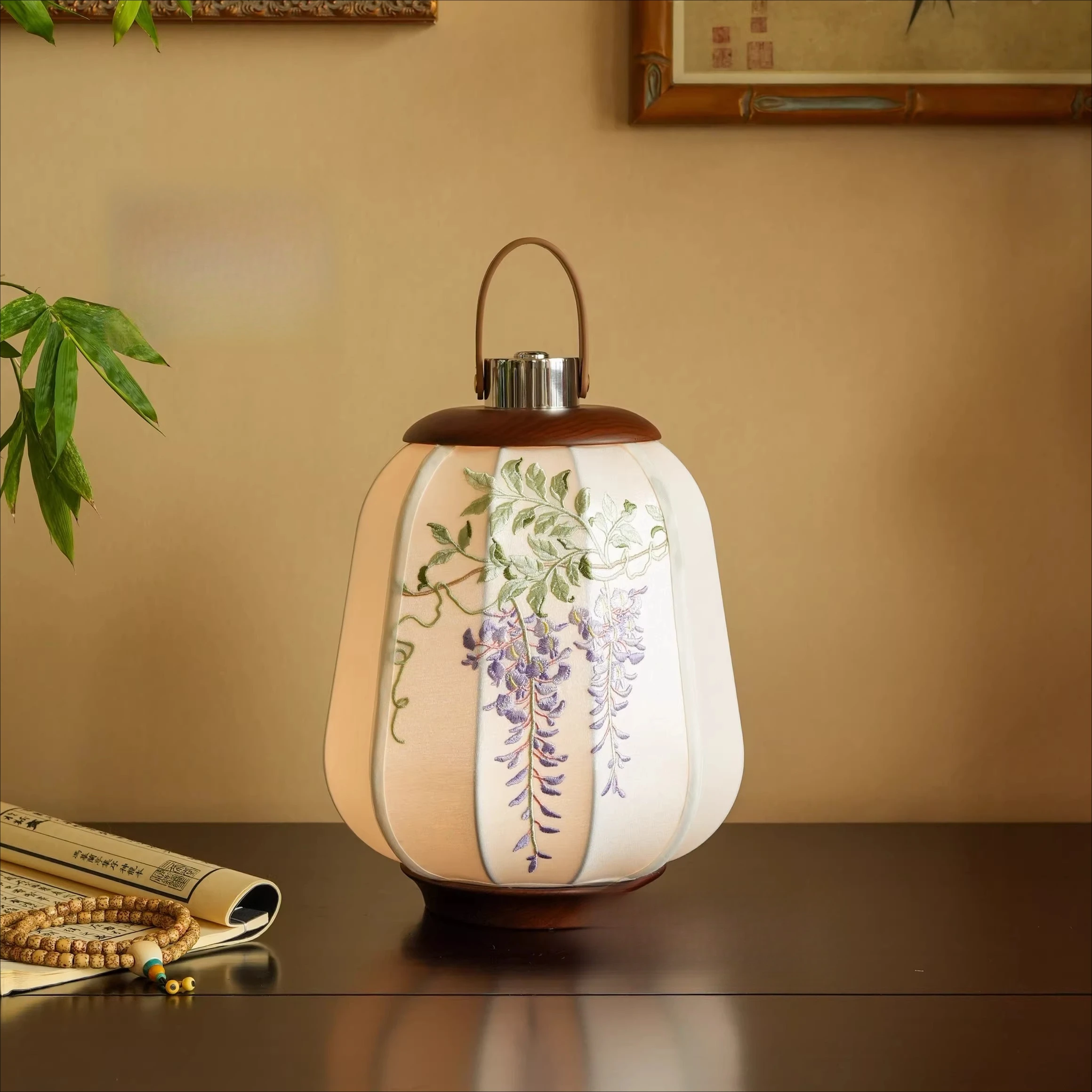Space New Chinese Aesthetics Embroidery Wisteria Fabric Calligraphy Desk Lamp Wireless Touch Solid Wood Portable Night Light