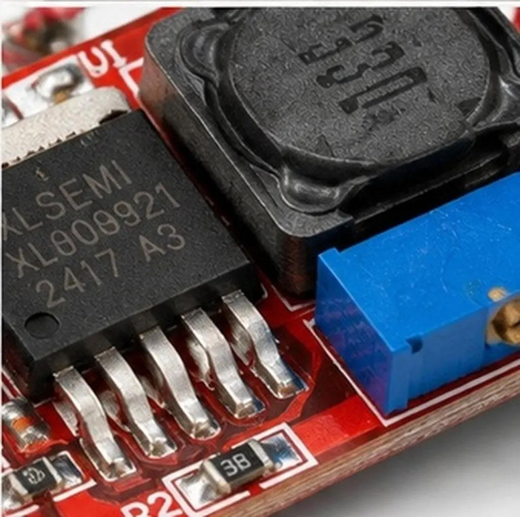 Lm2577s Adjustable Dc-Dc Booster Module 3A Input 2.5a Output Wide Input 3-34V Output 4-35V Stable Voltage Power Module