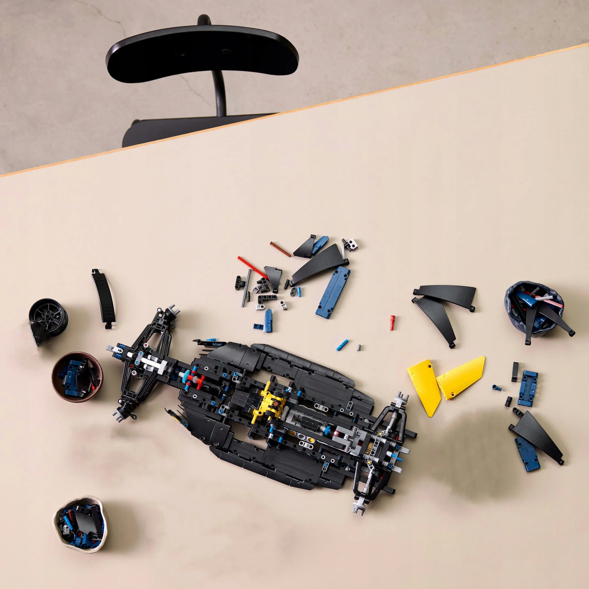 Thumbnail 4 - #8 Scale Models Sale