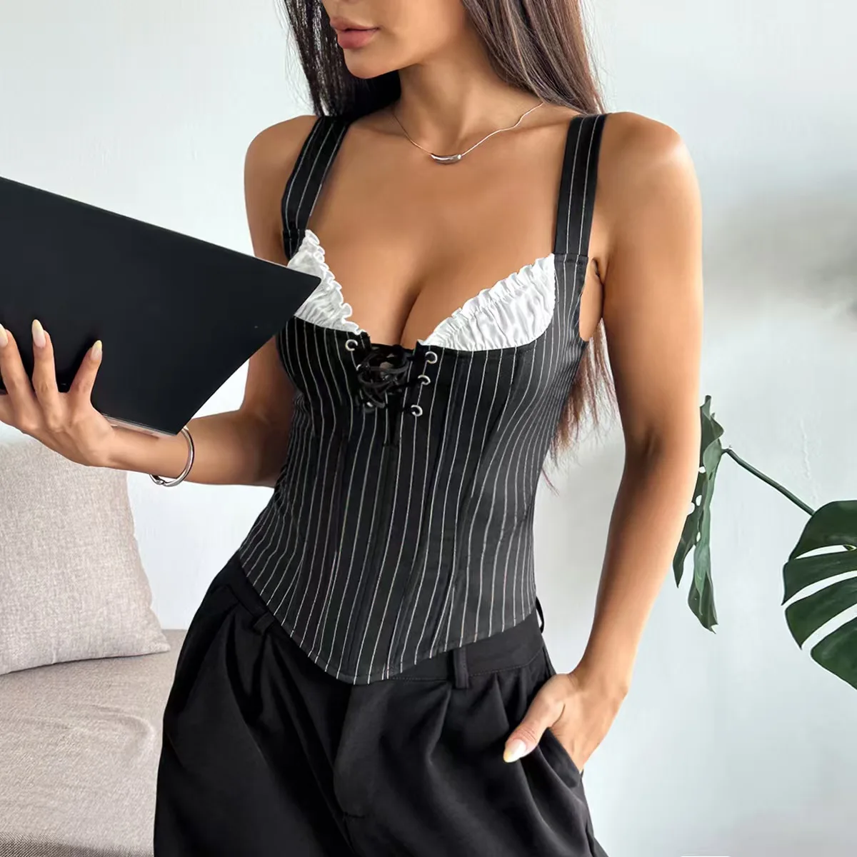 

French striped slimming patchwork contrasting color herringbone bra, retro women's high-end elegant temperament herringbone bra