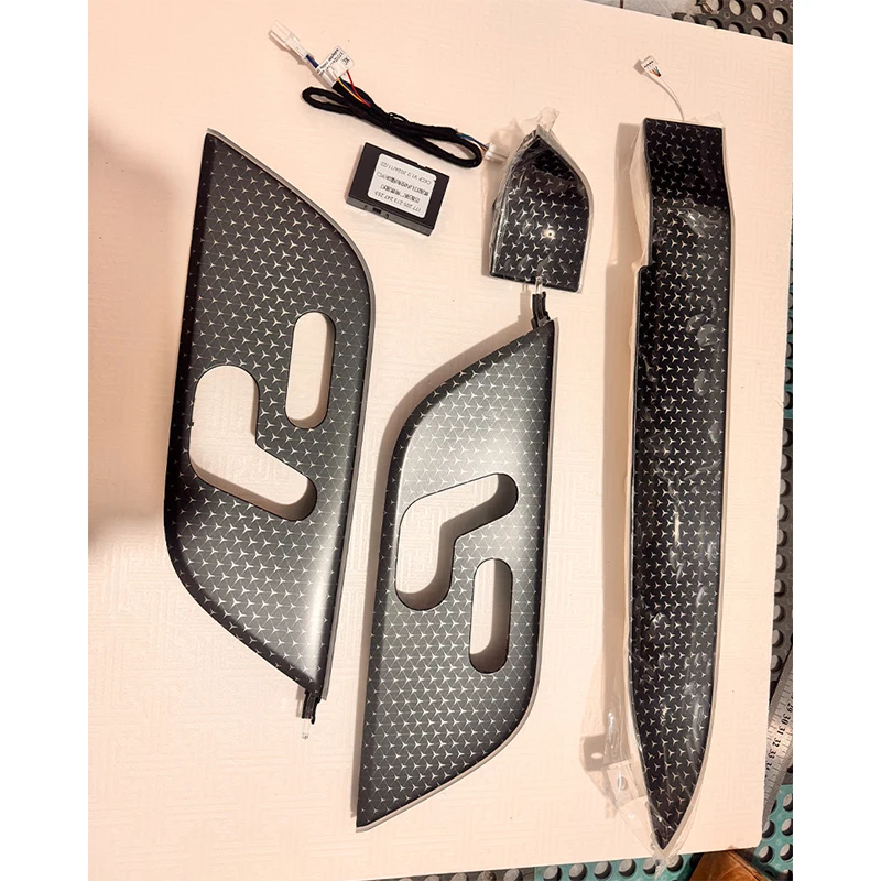 

Для Mercedes-Benz GLB AMG 35 AMG X247 2021-2024 центральная консоль, боковая декоративная панель, автомобильные аксессуары для украшения интерьера