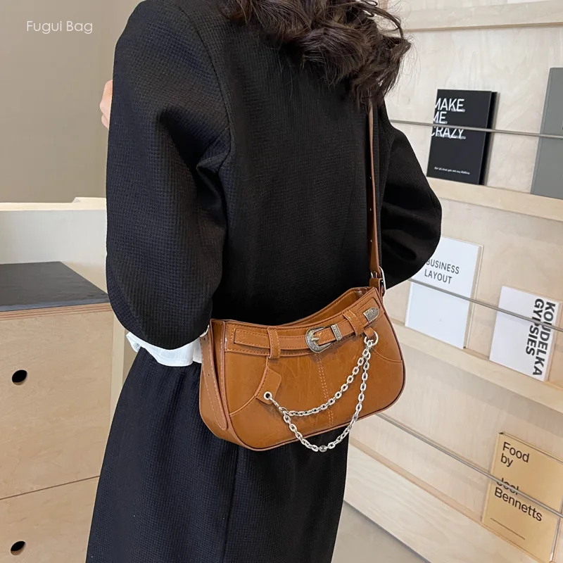 Women's Single Shoulder Crossbody Bag Underarm Bag Fashionable Retro Urban New High-end Small Square Bag Commuting and Leisure