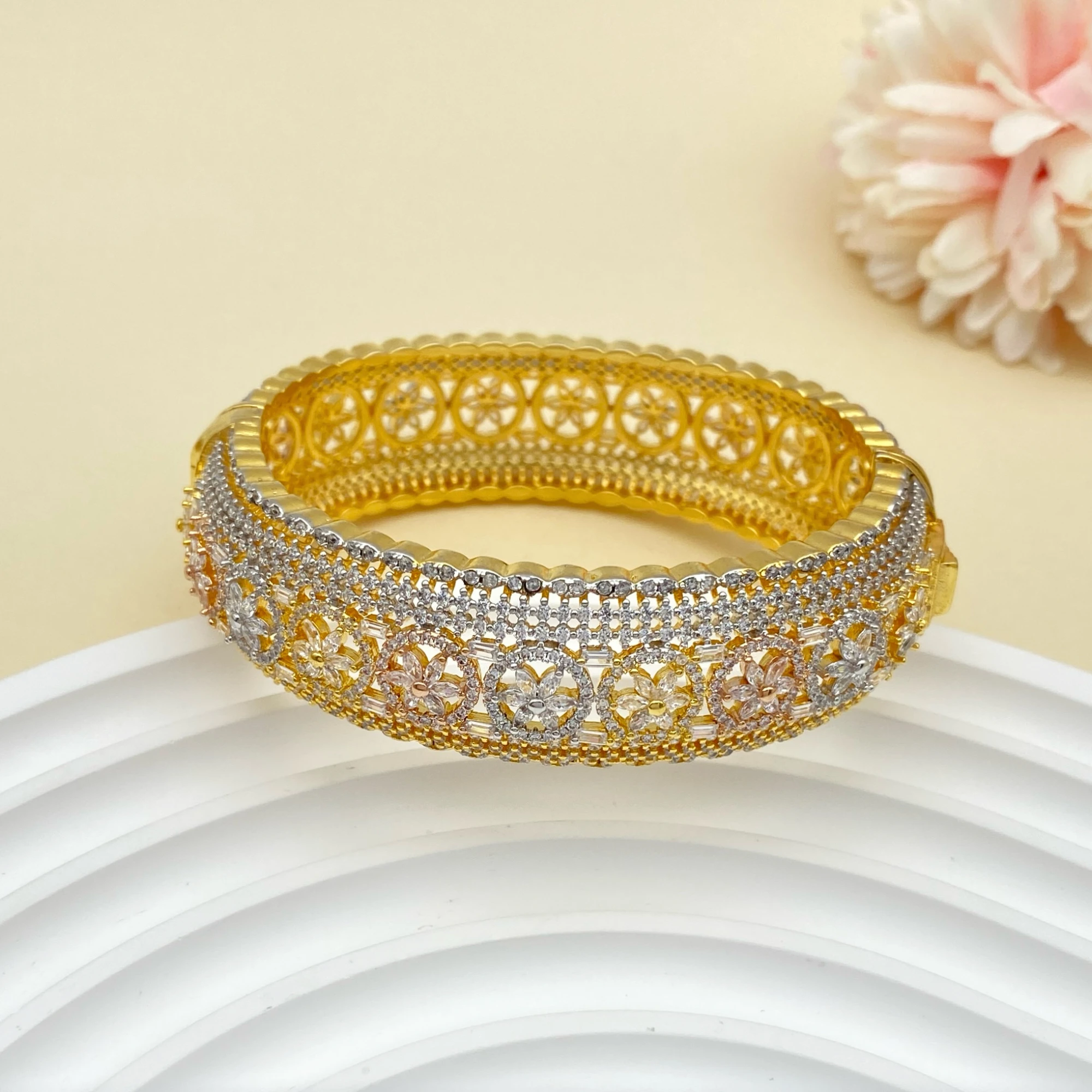 

Flora Exquisite Carved Zircon Bracelets Woman Round Gold Plated Colorful Zirconia Bracelet Elegant Handmade Jewelry for Parties