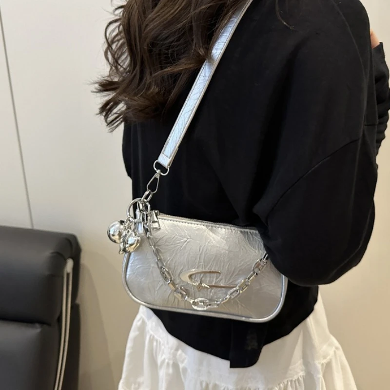 Chic Textured Casual Tote Bag with Silver Chain Detail Underarm Bag Detachable Charm Trendy Mini Shoulder Purse for Women Daily