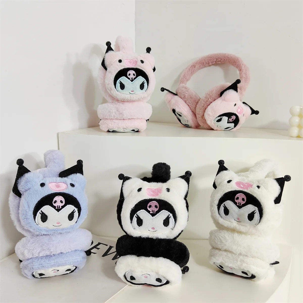 

Sanrio Cartoon Kuromi Plush Earmuffs Cute Stereo Modeling Earflaps Girls Kawaii Winter Plush Earmuffs Warm Accessories Gifts
