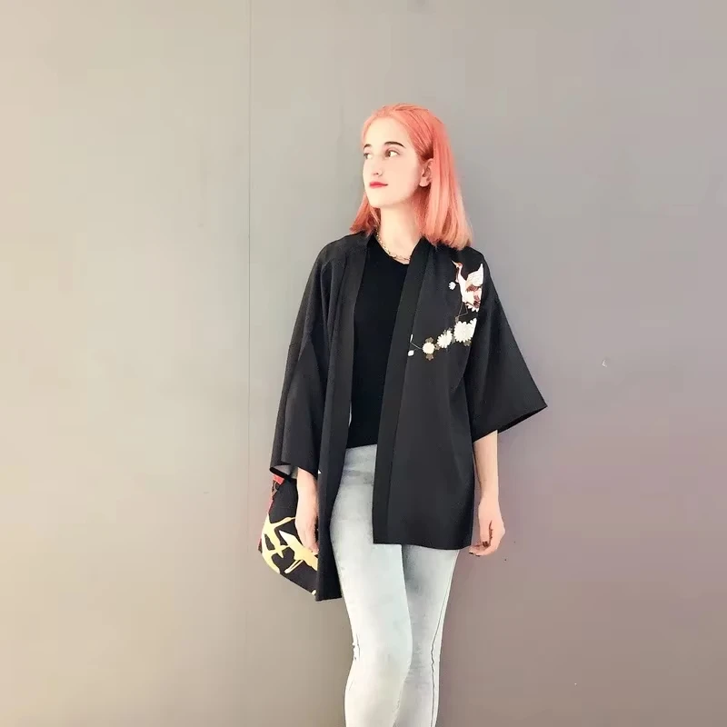 أزياء أنيمي Songstress طباعة الأسود يوكاتا النساء Harajuku الآسيوية التقليدية زي سترة يابانية كيمونو الرجال تأثيري Haori