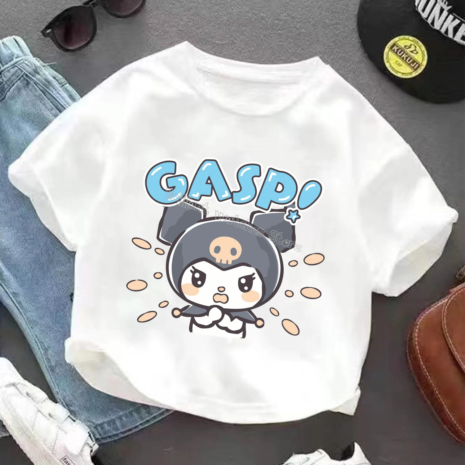 T-shirt branca estampada anime para crianças, roupas fofas de desenhos animados Kuromi, top de moda para meninas, camiseta de verão infantil, presente Sanrio