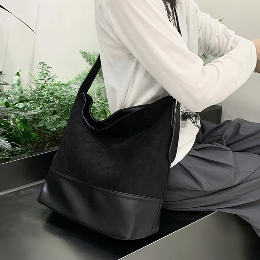 Autumn new vintage bucket bag with suede, large capacity, daily commuting single-shoulder crossbody bag, patchwork ladies' totes