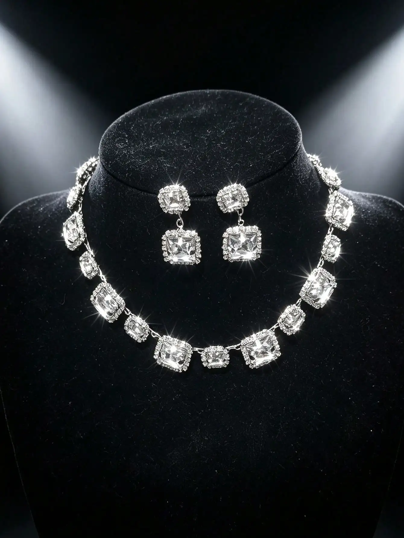 Quadratischer, klarer Strass-Halsketten- und Ohrhänger-Set, luxuriöses Kristall-Brautschmuck-Set für Hochzeit, Abendparty und Abschlussball – Detail 7