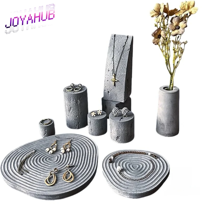 

Customized LOGO Cement Jewelry Display Stand Commercial Earrings Necklace Jewelry Display Plate Jewelry Earrings Display Props