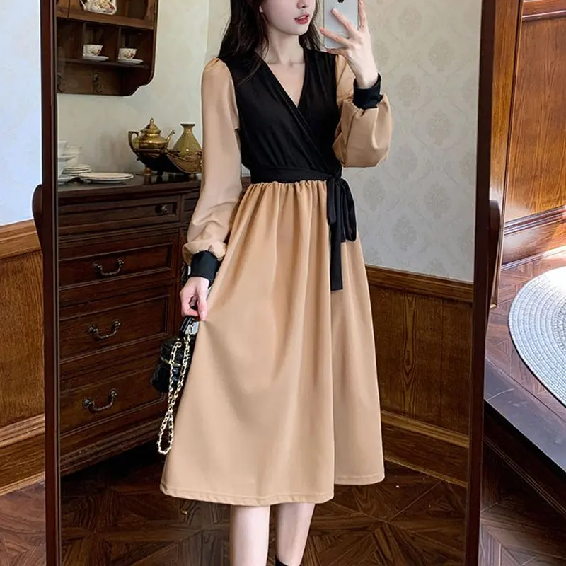 

Commute V-Neck Midi Dress Spring Autumn New Contrasting Colors Female Clothing Patchwork Aura A-Line Stylish Bandage Bow Dresses