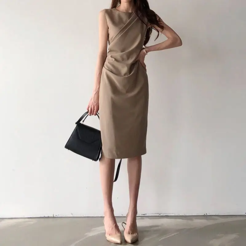 New Women's Professional Commuting Mid-length Pleated Slim Hip-pack Straight Dress