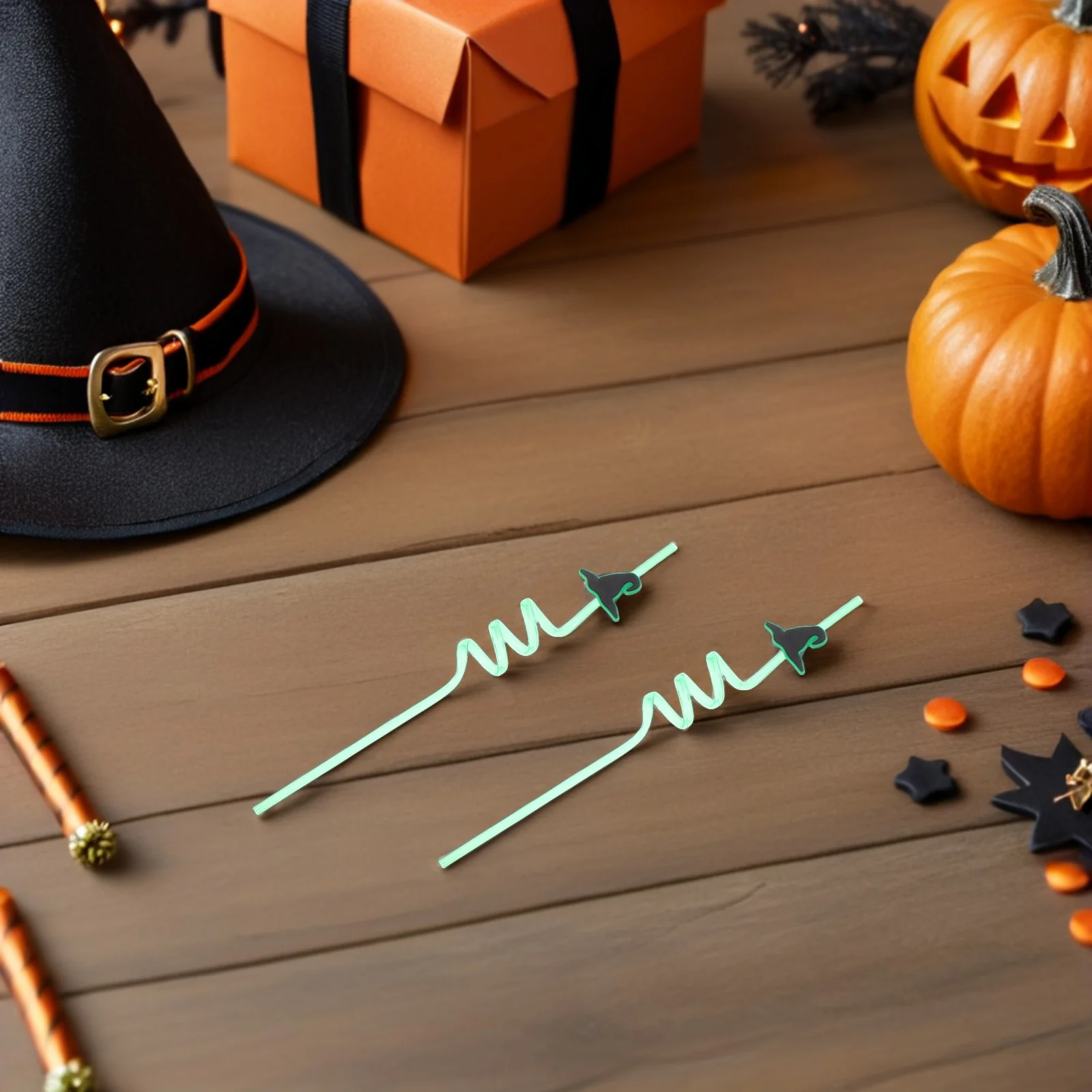 

12Pcs Halloween Plastic Straws Reusable Witch Hat Spiral Party Straws for Cold Drinks Juice Milk Tea Cocktail Beverage