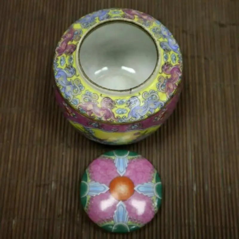 Imagem -02 - Frasco de Porcelana Velha Flores Coloridas Pastel e Pássaros de Tampa Padrão Jar Chinês