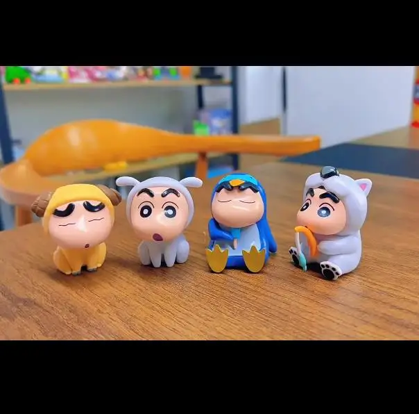 4 قطعة/المجموعة أنيمي تلوين شين تشان عمل الشكل الحيوان الصليب خلع الملابس سلسلة البطريق التماثيل سيارة الديكور دمية نموذج الاطفال اللعب