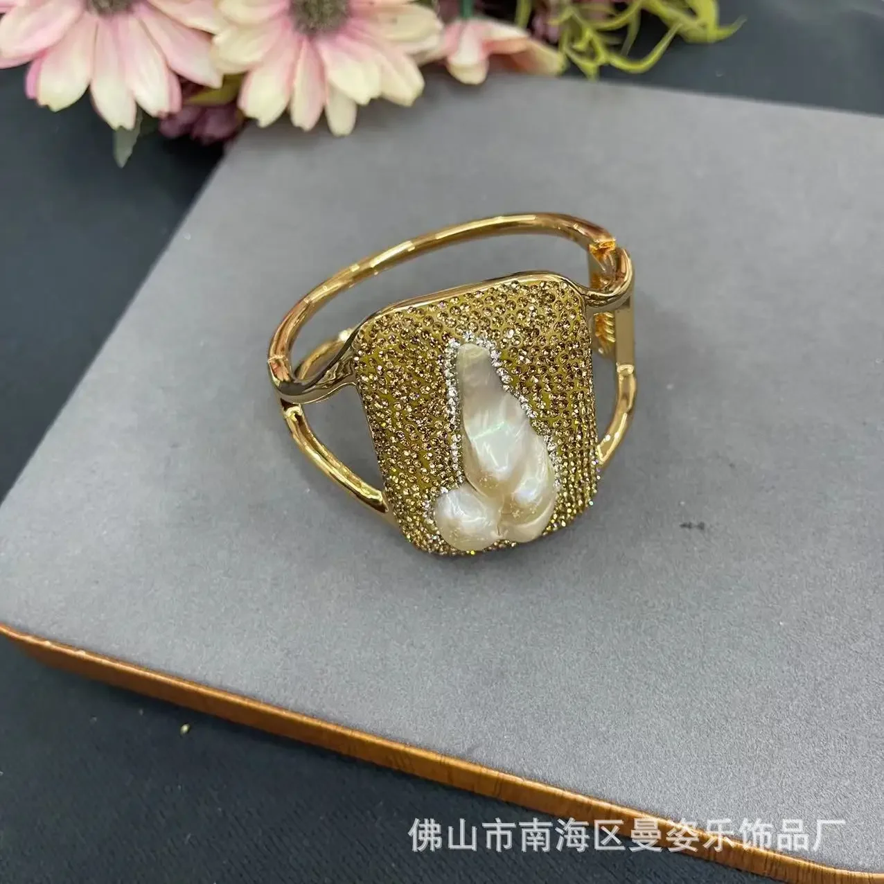 Natural large baroque special-shaped pearl color-preserving live bracelet ins style casual jewelry natural stone hot-selling mod