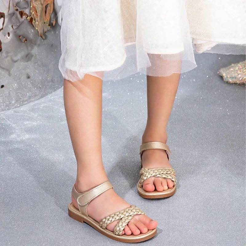 New Children's Woven Cross Sandals Girls Flat Shoes Students Outdoor Sports Shoes Girls Soft Sole Open Toe Sandals Kids Casual