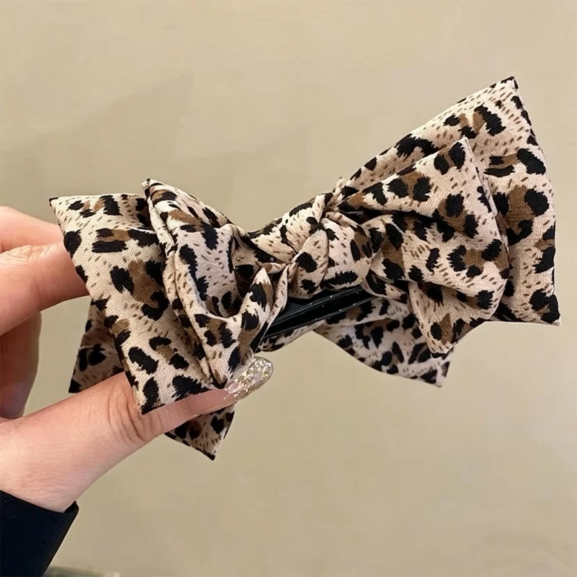 Thumbnail 2 - #32 Latest Hair Clips Offers