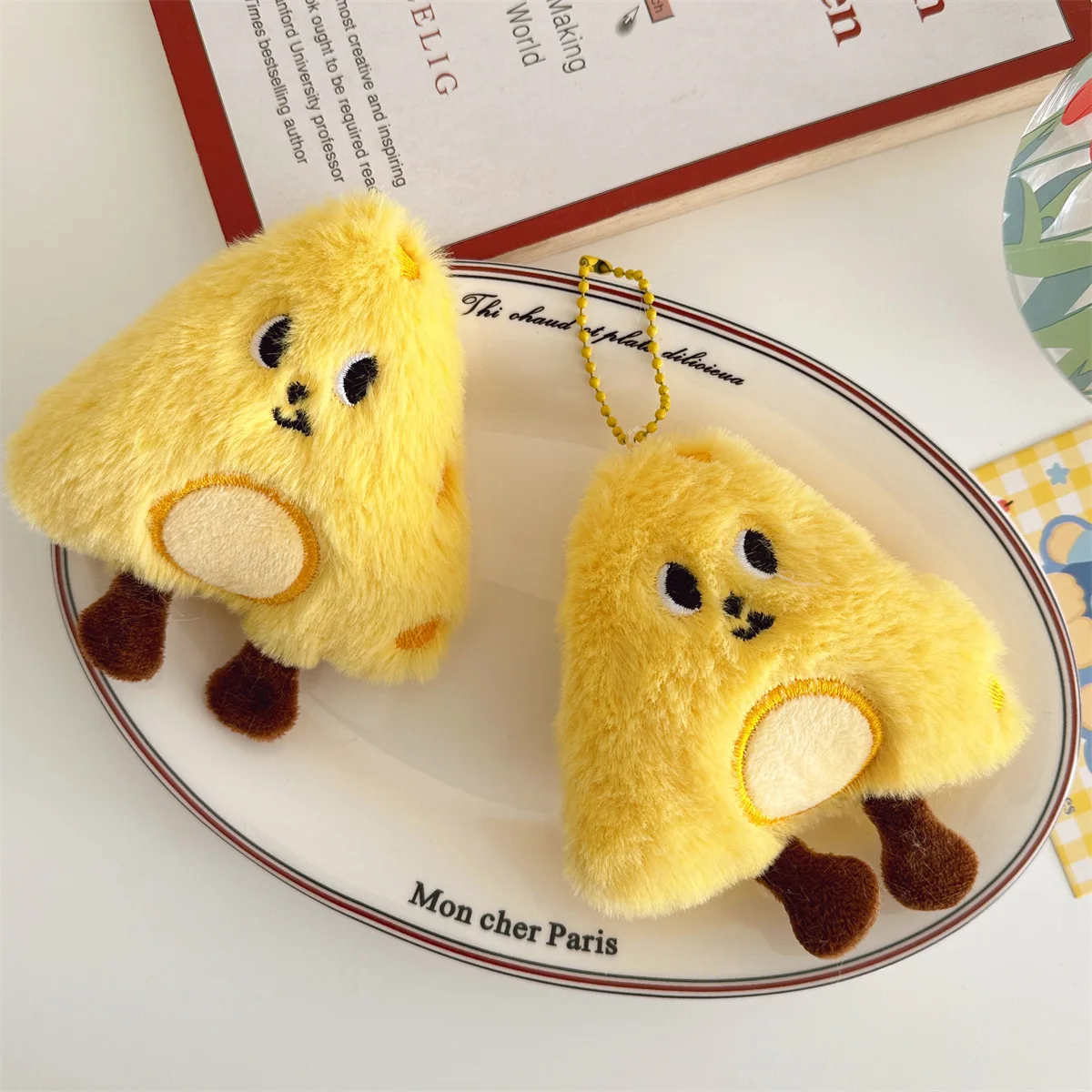 1pc Kawaii dessin animé fromage en peluche poupée jouet sac pendentif accessoires Cosplay broche portefeuille en peluche fromage cadeau d'anniversaire