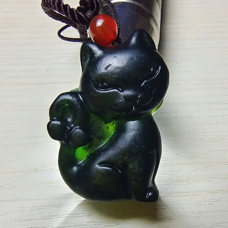 

Natural Medicine King Stone Cat Pendant, Classic Simple Necklace Jewelry for Men and Women