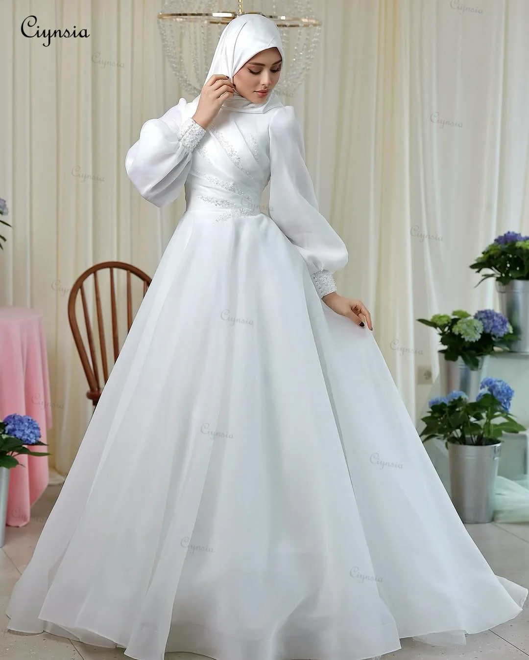 Ciynsia Customized A-Line Long Sleeve Muslim Wedding Dress High Neck Organza Beaded Islamic Hijab Bridal Gowns Robe De Mariée