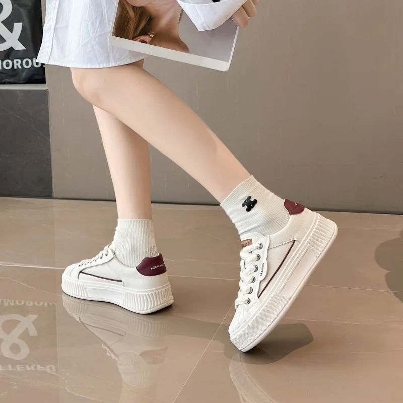 Shell Scalp Small White Shoes for Women 2025 New Versatile Thick Sole Sports Casual Female Shoes Autumn Popular Board Shoe Trend