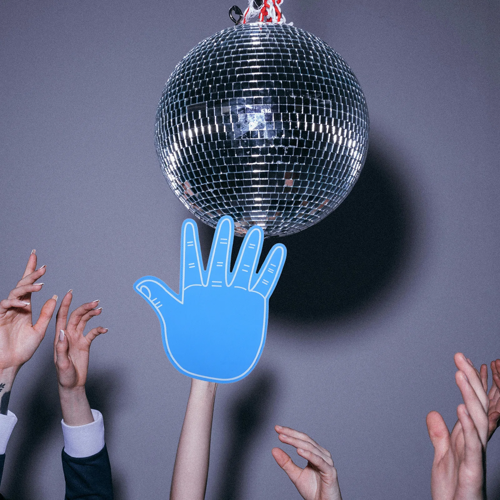 

Five Finger Giant Foam Hand in Blue for Cheerleading Sports Events Fan Support Party Decorations Craft Foam Hands
