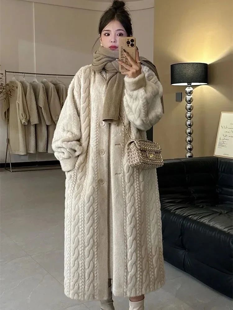 

Thickened Faux Fur Coat Female Winter New Mink Fur Add Fur One Single-breasted Long-Sleeved Warm Mink Coats XQ183