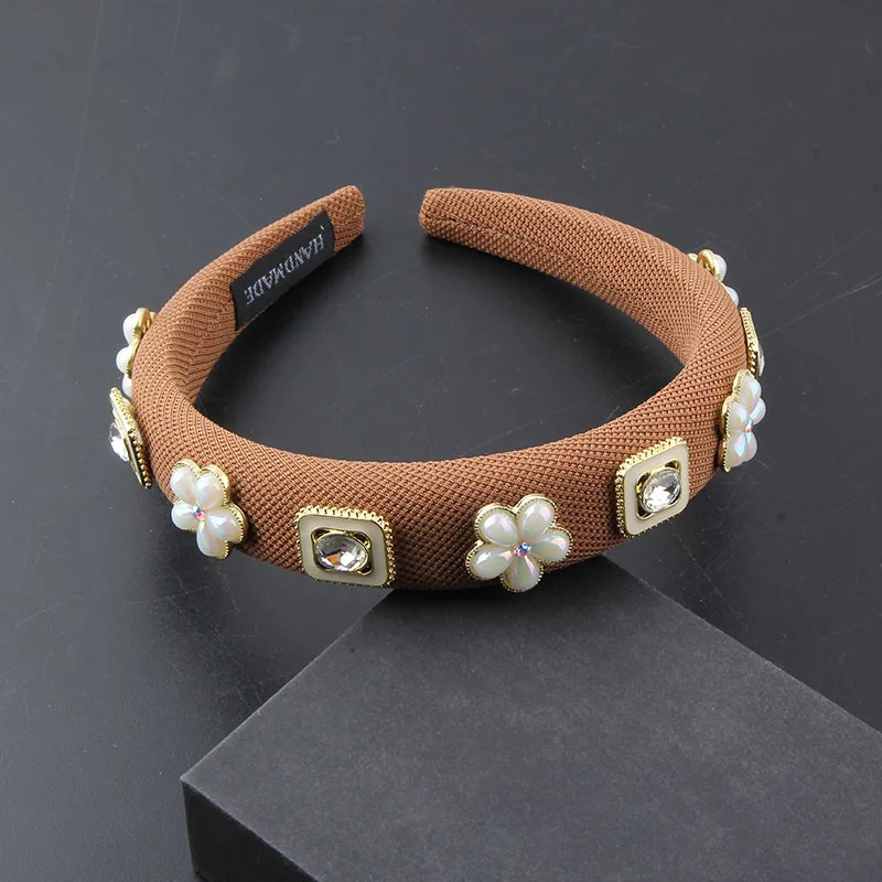 Headdress New Fashion Niche Sponge Pearl Flower Inlaid Rhinestone Hair Ladies Leisure Travel Hair Accessories Hairpin Women 899