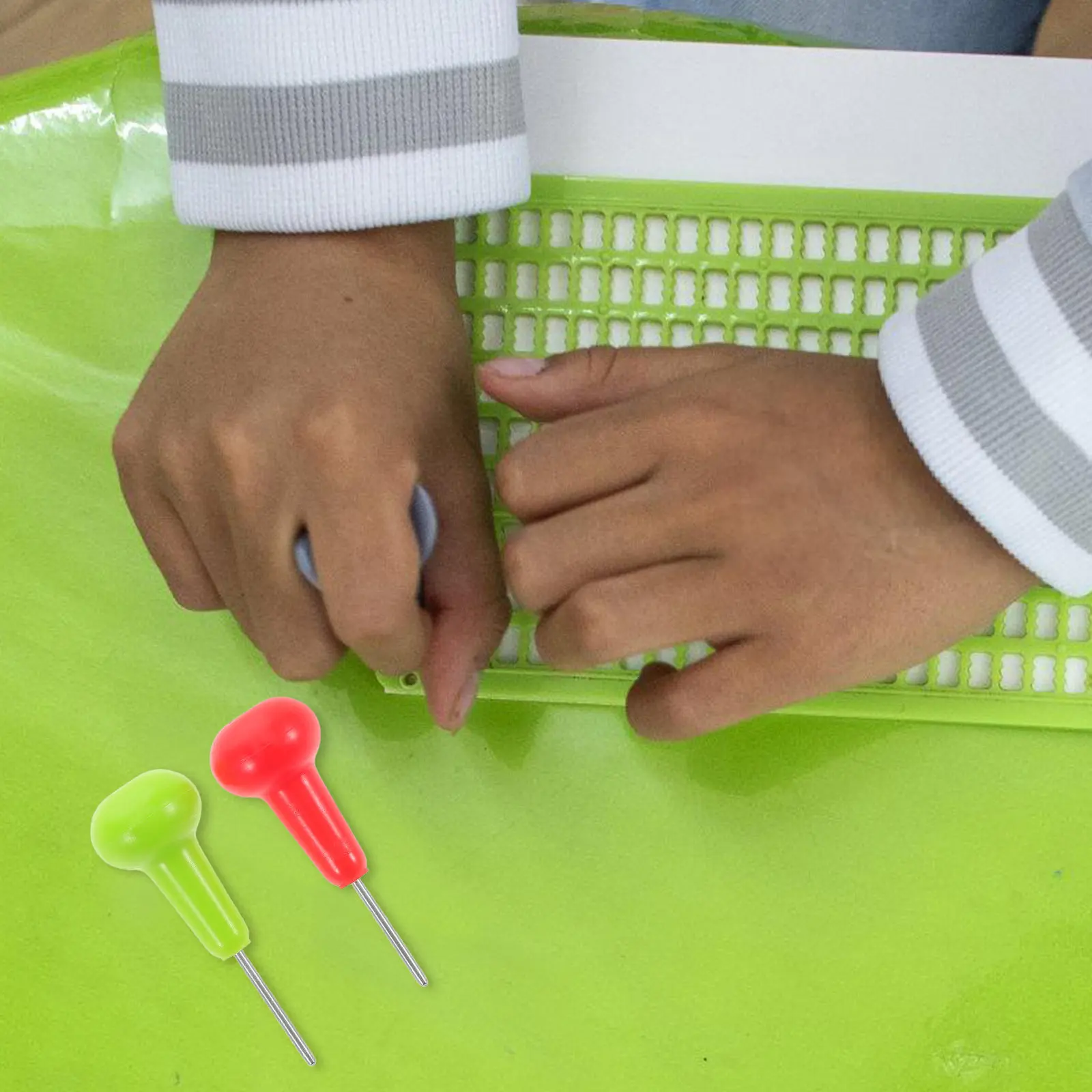 

2Pcs Braille Writing Instrument for Braille Learners Dot Stylus Design Enhances Touch Recognition for Effective Communication