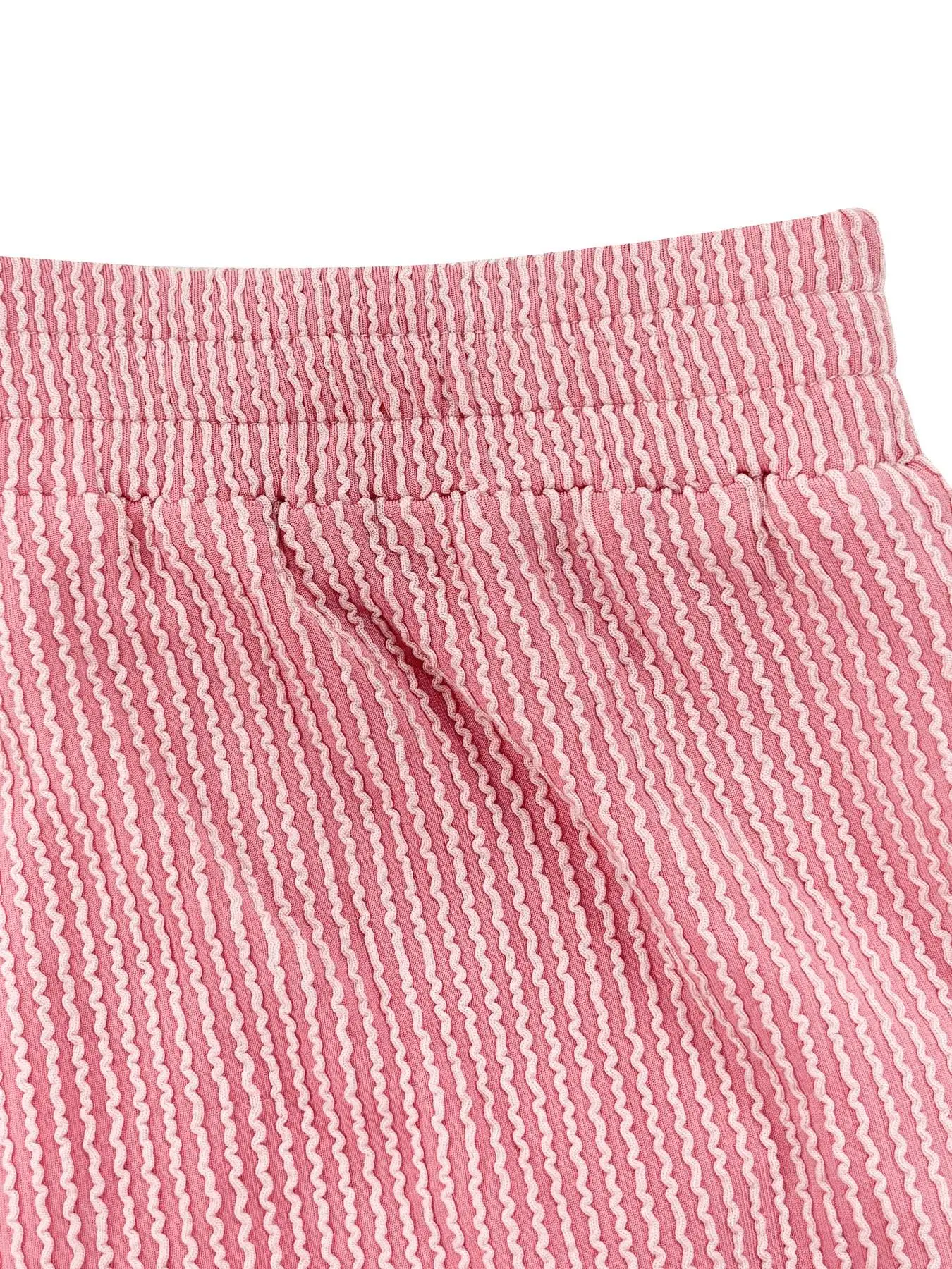 【プラスサイズ】ストライププリントTシャツ＆ショーツ2点セット、カジュアル半袖Tシャツ＆ショーツ、レディースデイリーウェア2点セット