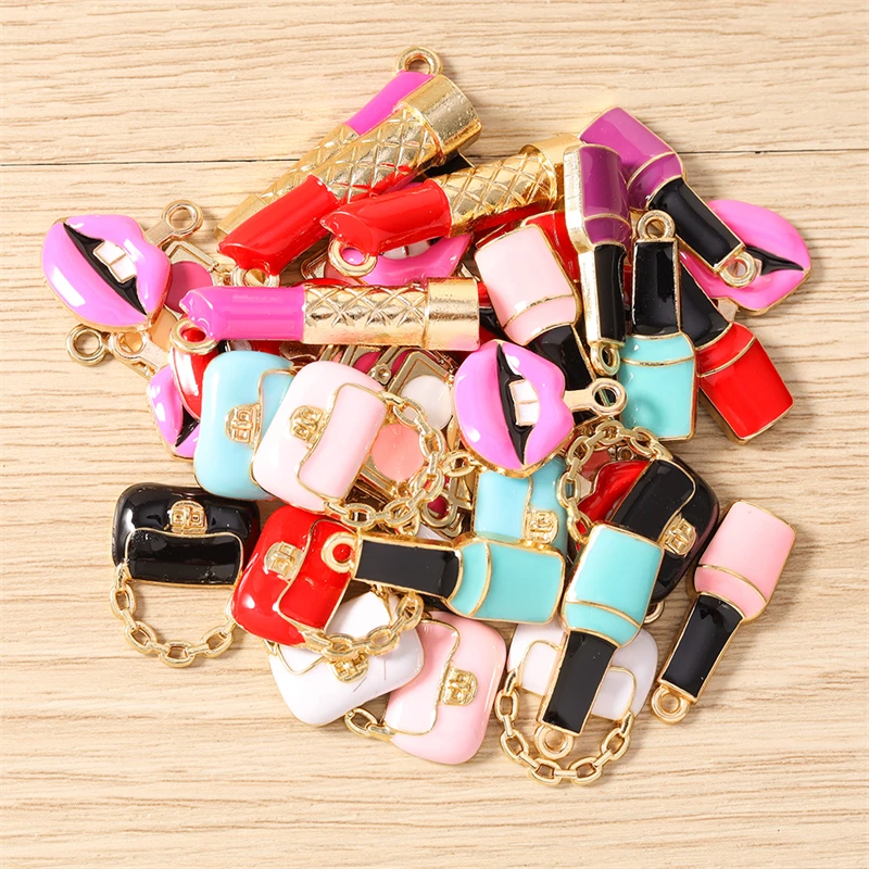 10 Stück Niedliche Emaille-Anhänger in Verschiedenen Formen (Tasche, Lippenstift, Make-up) für Schmuckherstellung, Halsketten, Ohrringe, Armbänder, DIY-Bastelzubehör – Detail 4