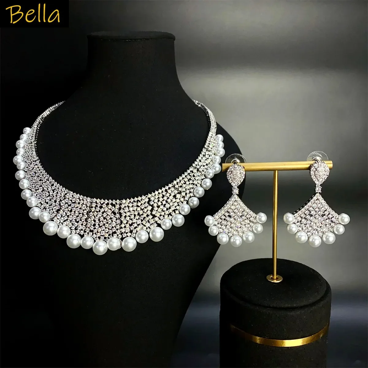 

Gorgeous Cubic Zirconia Necklace Earrings Women 2pcs Set Jewelry White Pearls Fan Shaped Gala Event Dinner Party Jewelry
