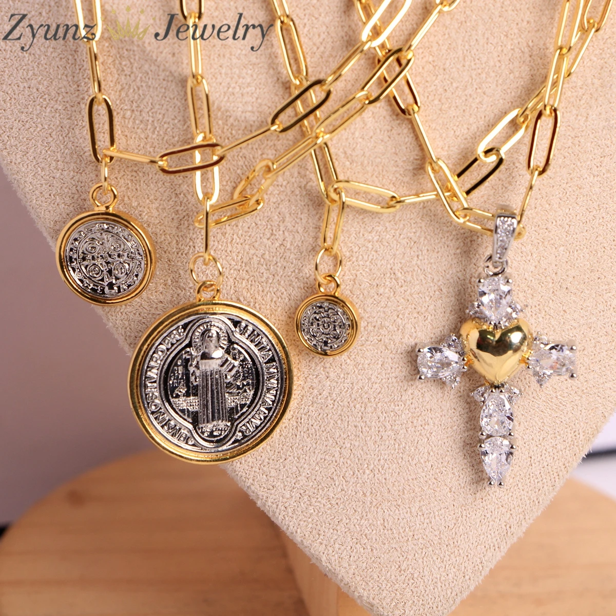 

5pcs, Christ Jesus Pendant Necklace for Women Virgin Mary Cross Gold Color New Long Chain Necklaces Excellent Quality Jewelry